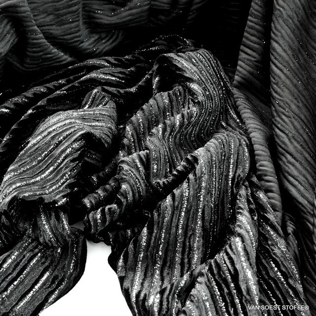 Designer stretch velvet plissee with silver lurex threads in black | View: Designer stretch velvet plissee with silver lurex threads in black
