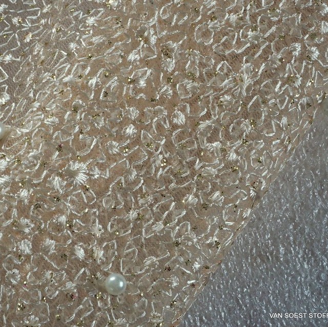 Perlen auf mikro Blümchen Stretch Glitter Tüll in Creme | Ansicht: Perlen auf mikro Blümchen Stretch Glitter Tüll in Creme