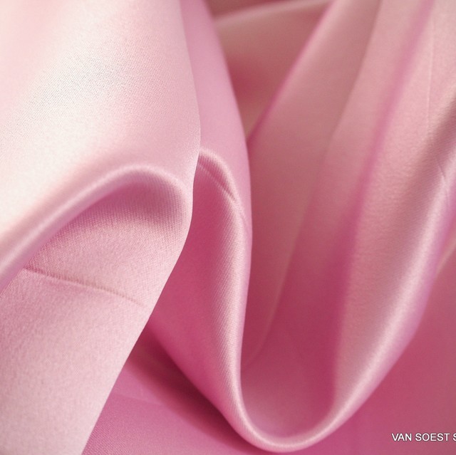 Pink farbiger Vintage Luxus Satin | Ansicht: Pink farbiger Vintage Luxus Satin