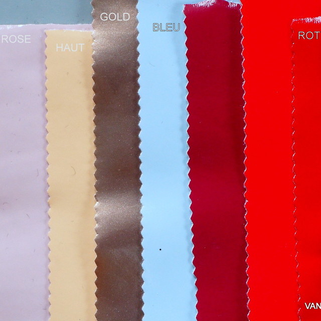 Wetlook soft vinyl with backside in color pink