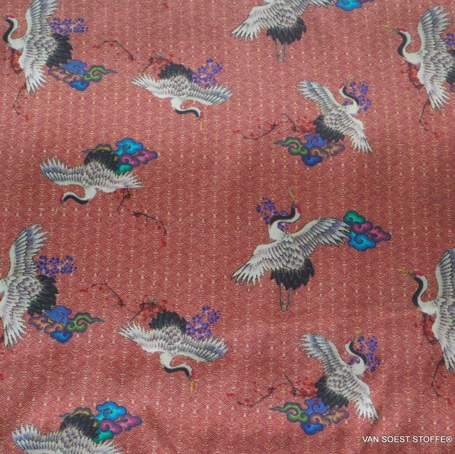 traditioneller Japanischer Kranich Print auf 100% Viskose - Burda Style | Ansicht: traditioneller Japanischer Kranich Print auf 100% Viskose - Burda Style