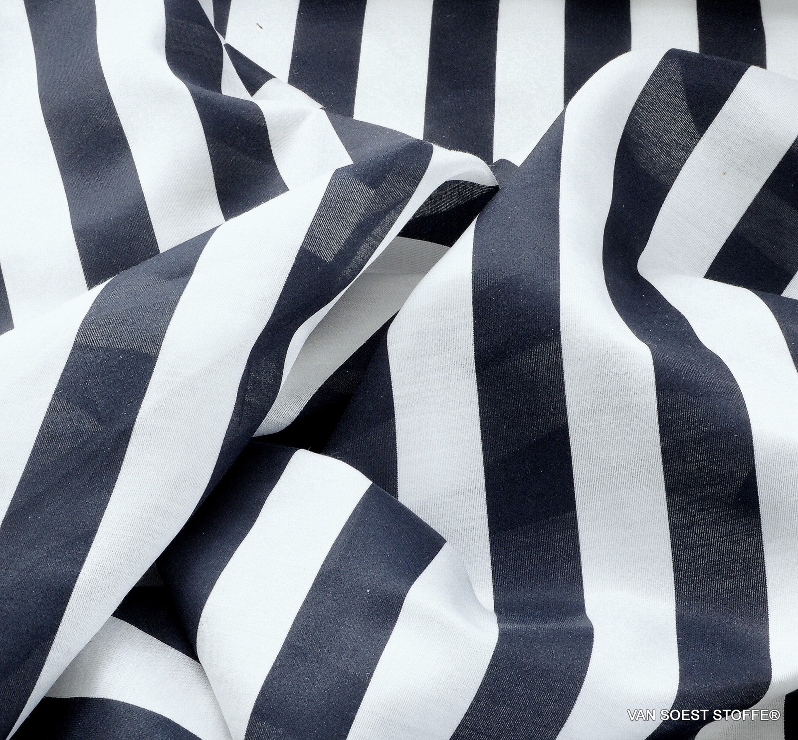 Italienischer Designer Block Streifen In Klassischem Marineblau Weiss Plain Fabrics